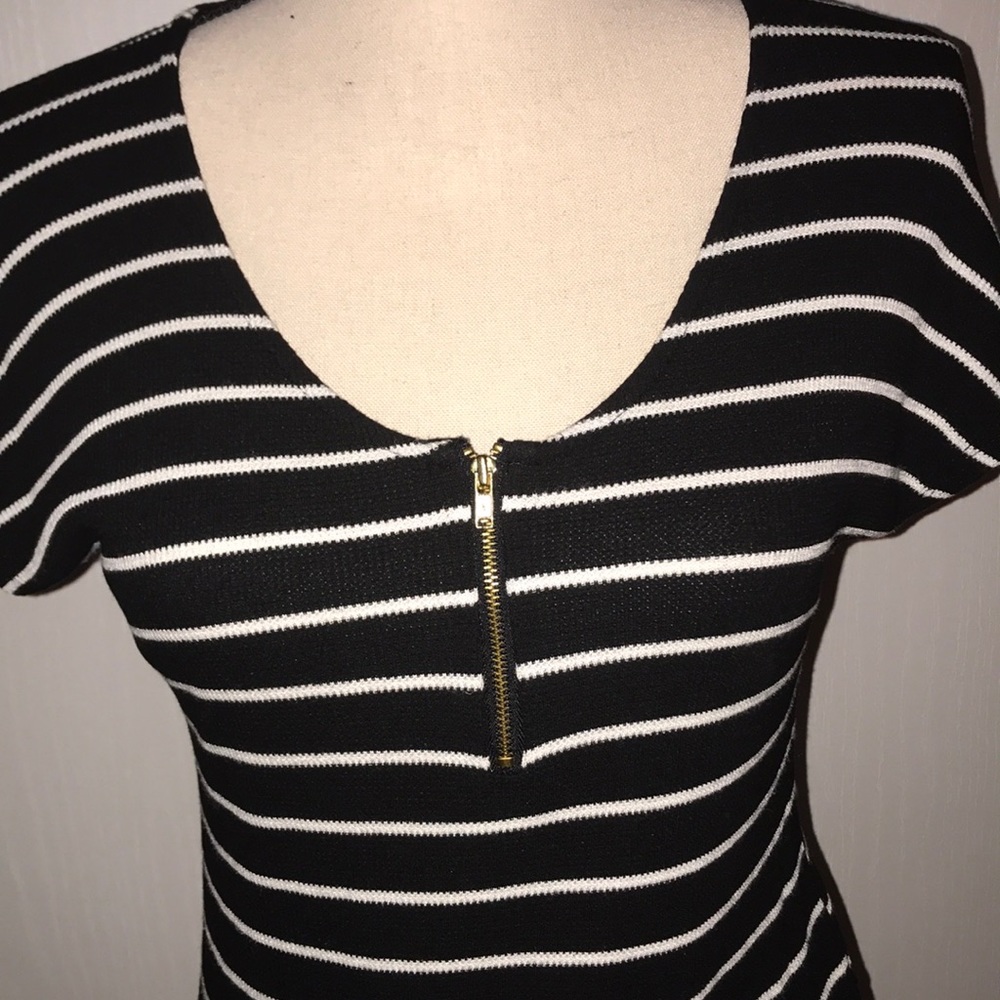 Knit Top - Picture 3 of 3